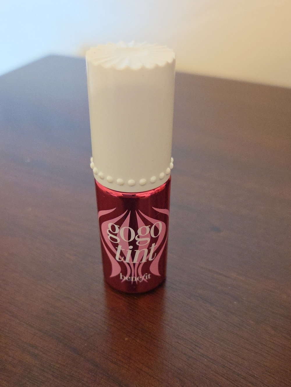 Benefit Gogo Tint Lip & Cheek Tint - Metallic Pink with White Cap